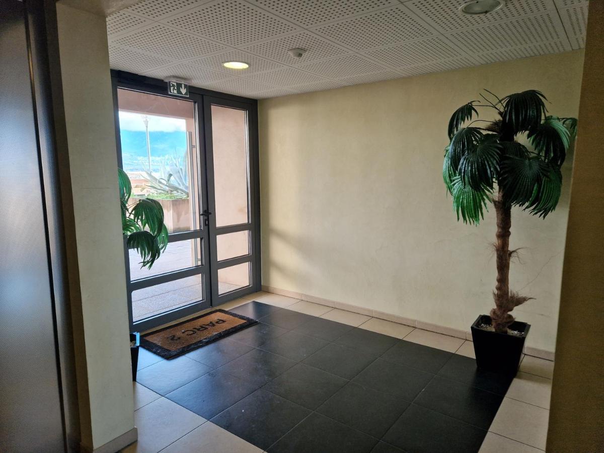 Studio Climatise Parking Gratuit Sarrola-Carcopino Zewnętrze zdjęcie